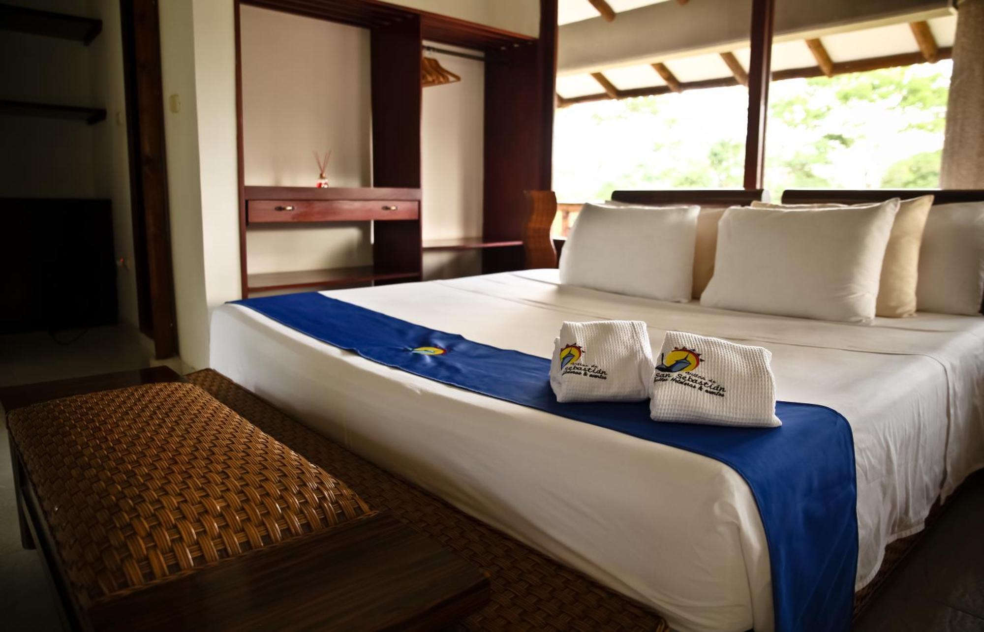 Hotel Boutique Villas De San Sebastian La Palmera Номер фото