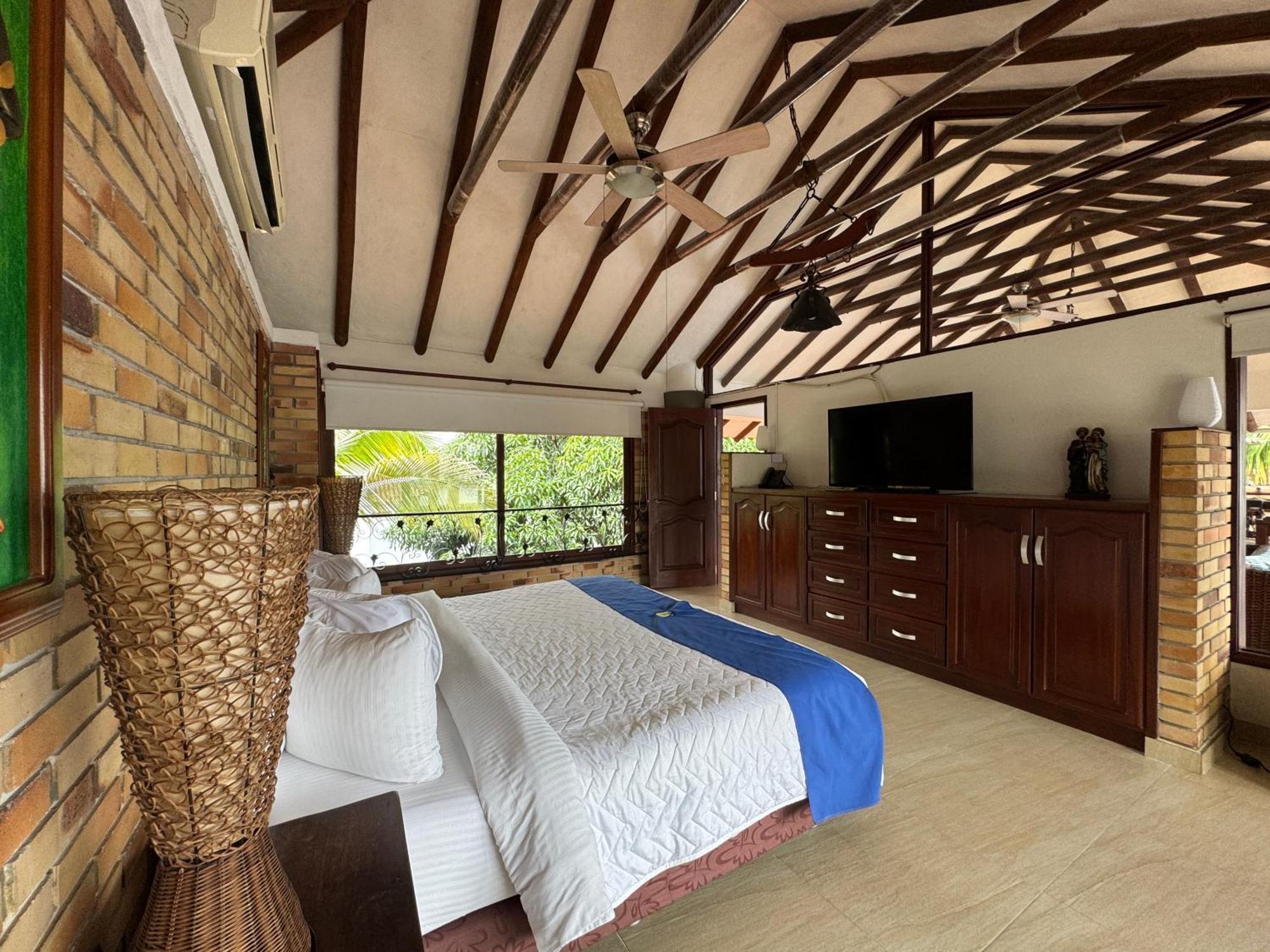 Hotel Boutique Villas De San Sebastian La Palmera Екстер'єр фото
